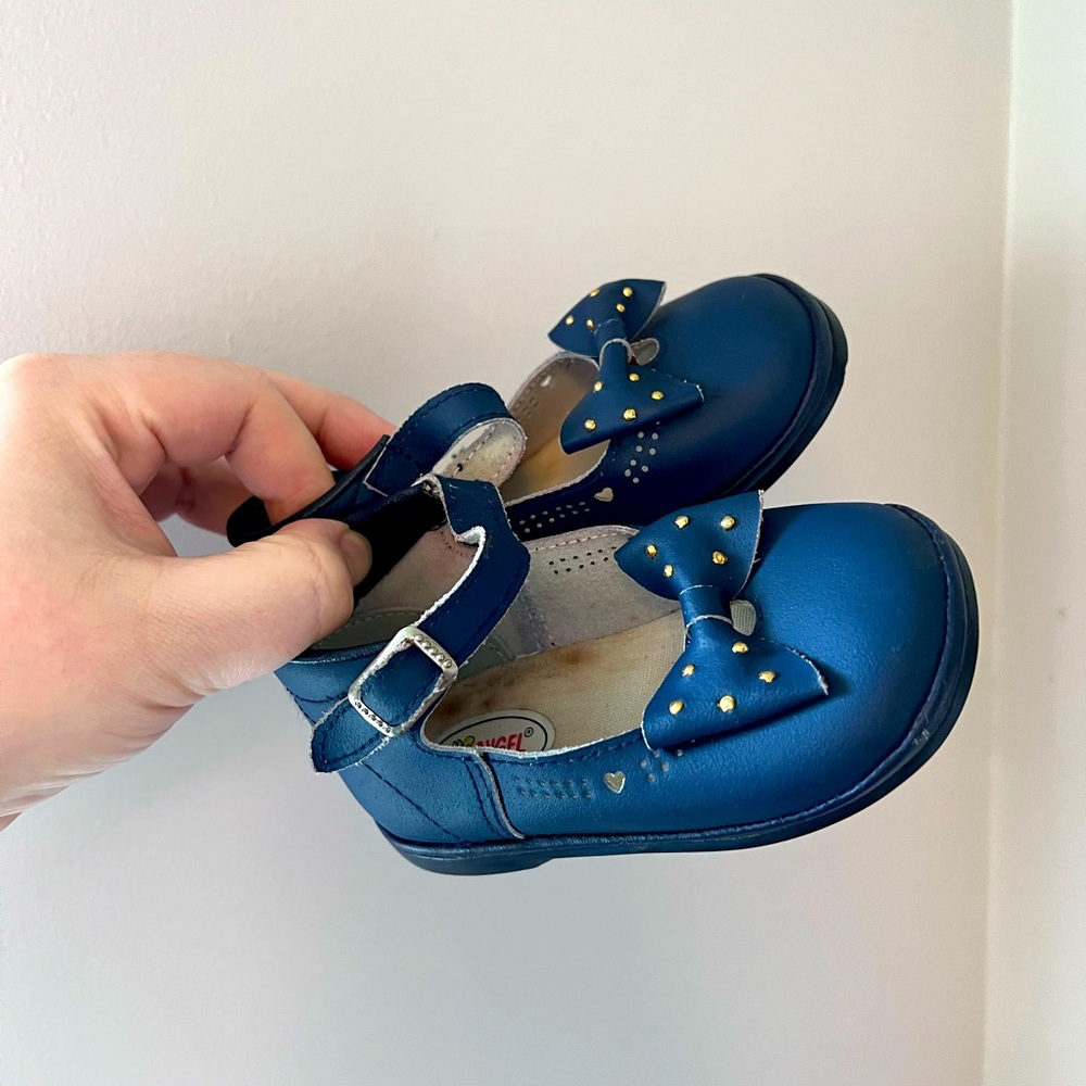 sweet vintage mary janes